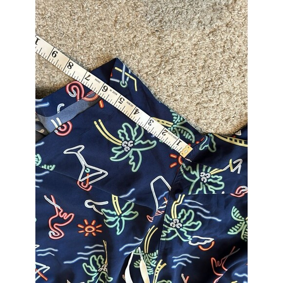 Chubbies Swim Trunks Men 2XL Blue/Multicolored Shorts Pockets Lined - Picture 4 of 8